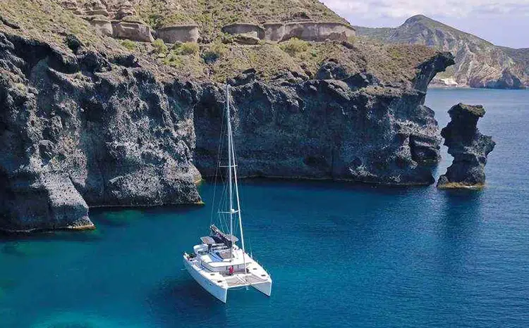 Santorini catamaran cruise